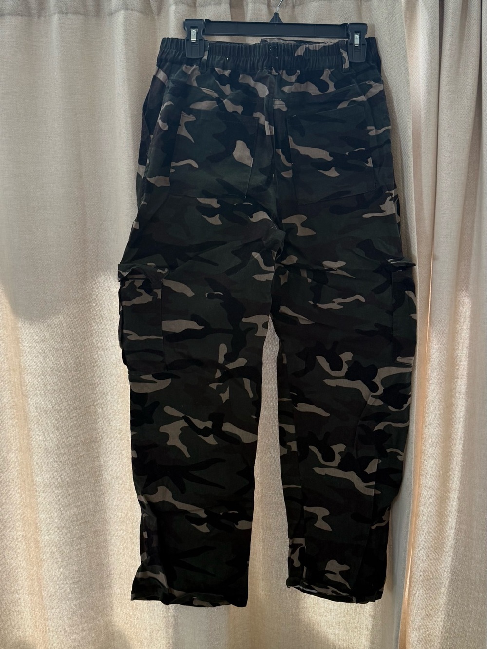 Camouflage Cargo Jogger Pants - Green/Black Camo